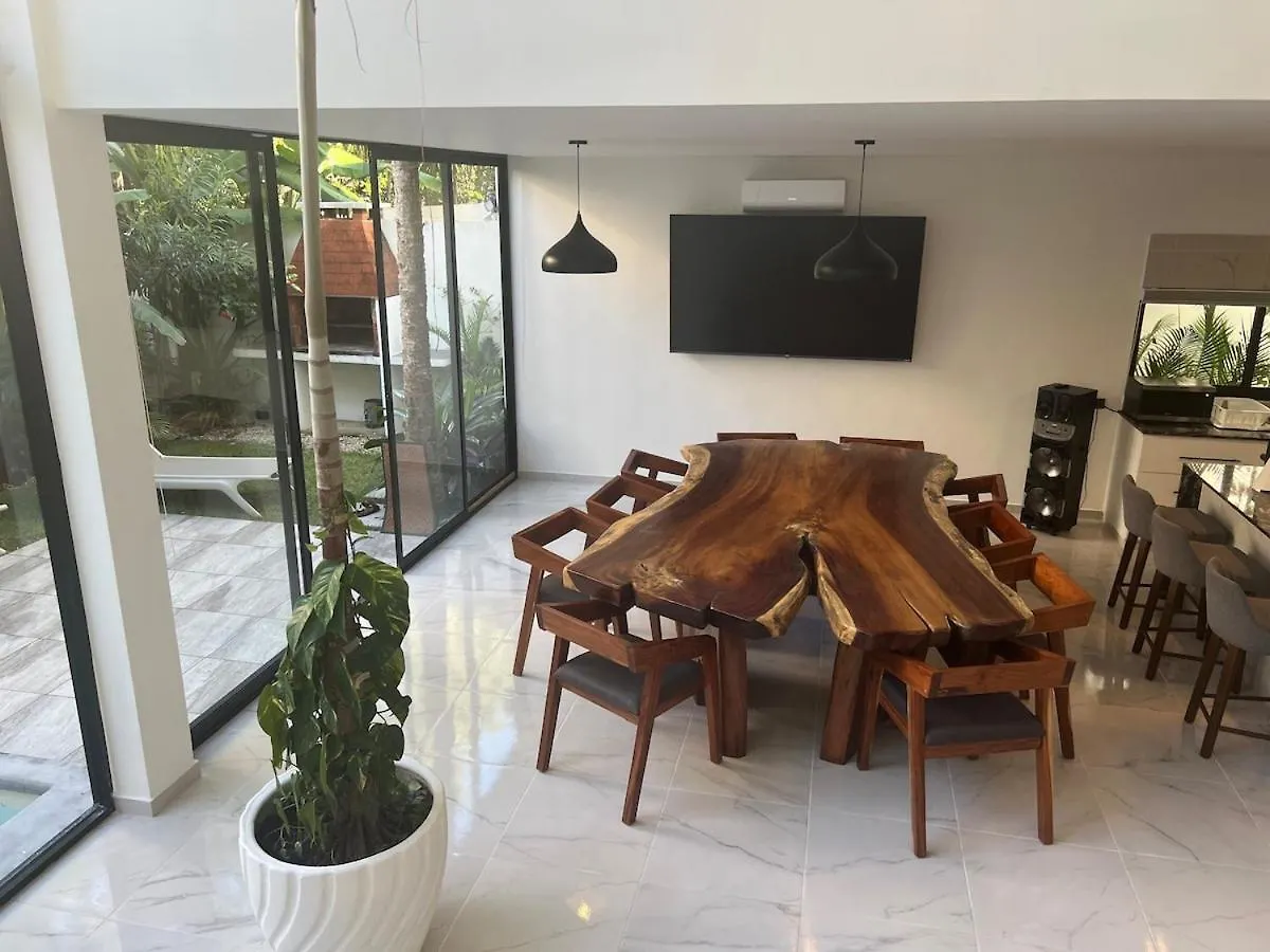 Luxury Vacation Villa Near The Caribbean Ocean Playa del Carmen