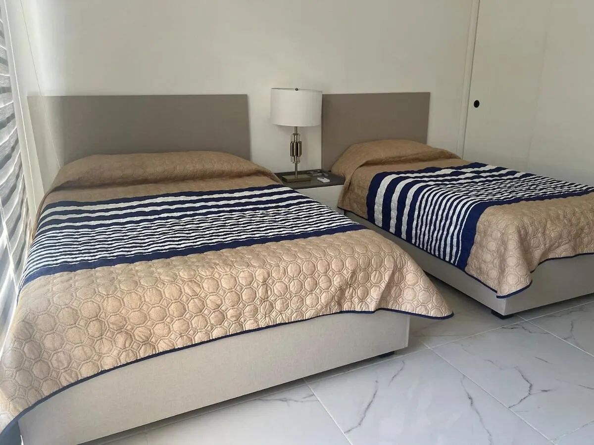 Luxury Vacation Villa Near The Caribbean Ocean Playa del Carmen