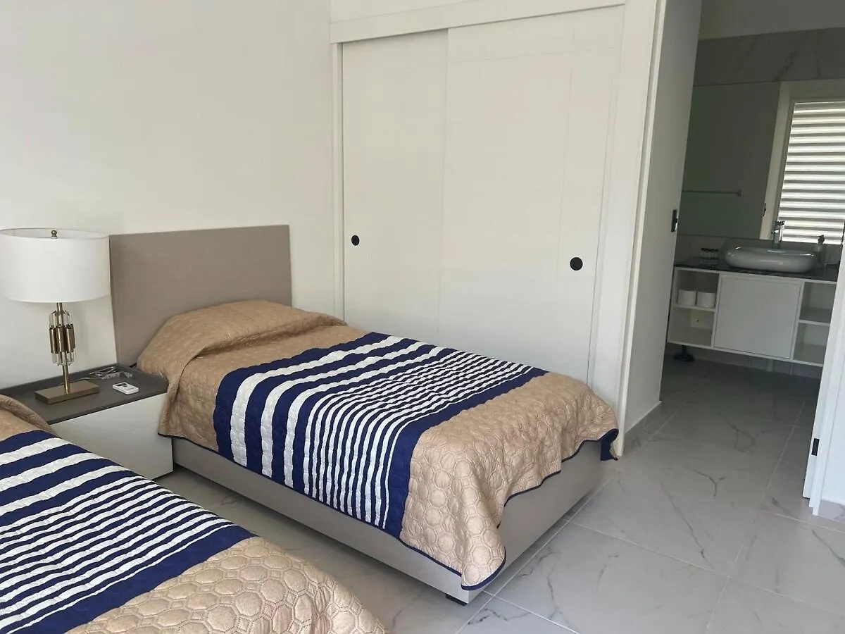 Luxury Vacation Villa Near The Caribbean Ocean Playa del Carmen